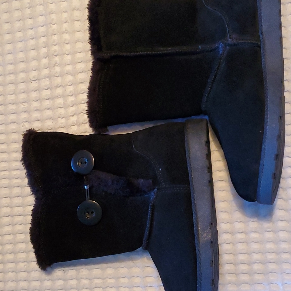 NWOT boots